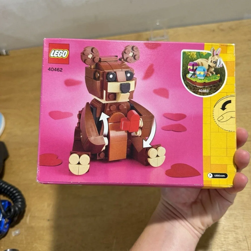 LEGO Iconic Valentine's Brown Bear 40462 Building Toy 245 Pieces New